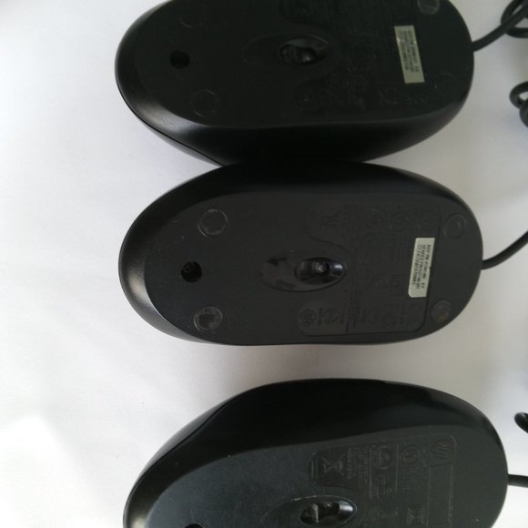 HP P/N:MOAFUO, Wired MOUSE, BLACK AND SILVER - Picture 2 of 6